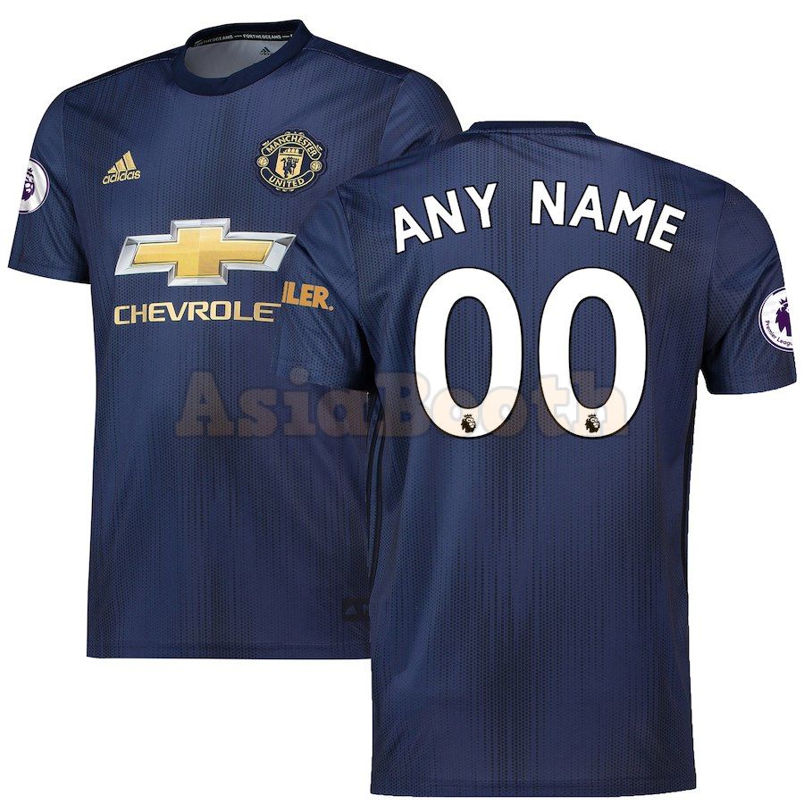 man u latest jersey