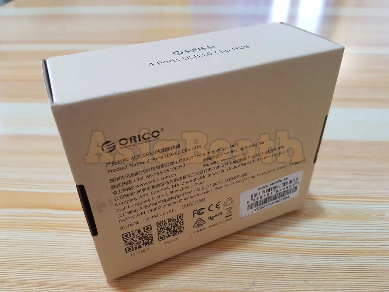 ORICO 4 Ports USB 3.0 Hub with Clip-On Type for Monitor & Desk (MH4PU) - Image 10