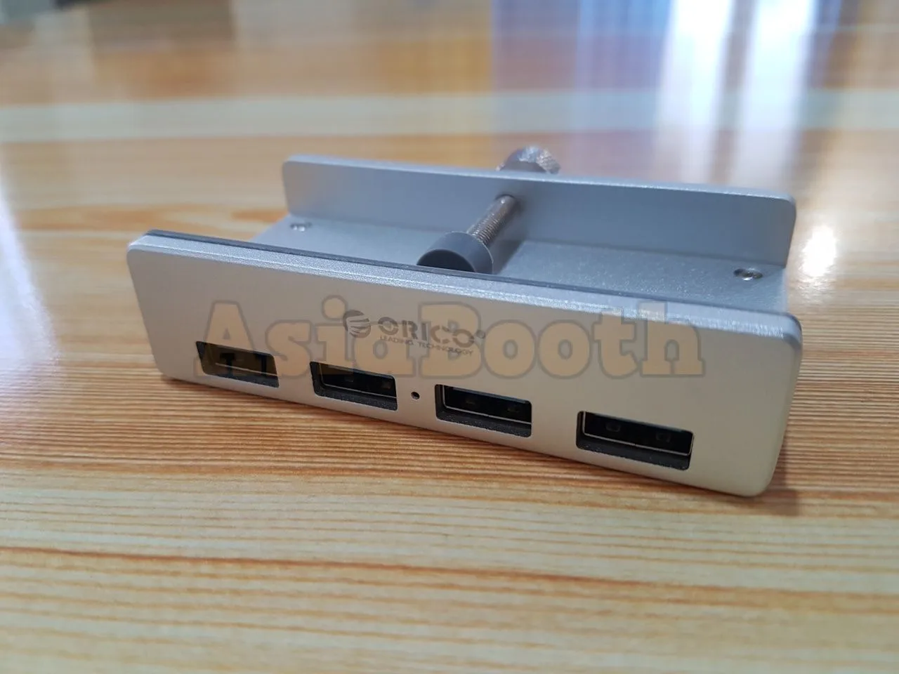 ORICO 4 Ports USB 3.0 Hub with Clip-On Type for Monitor & Desk