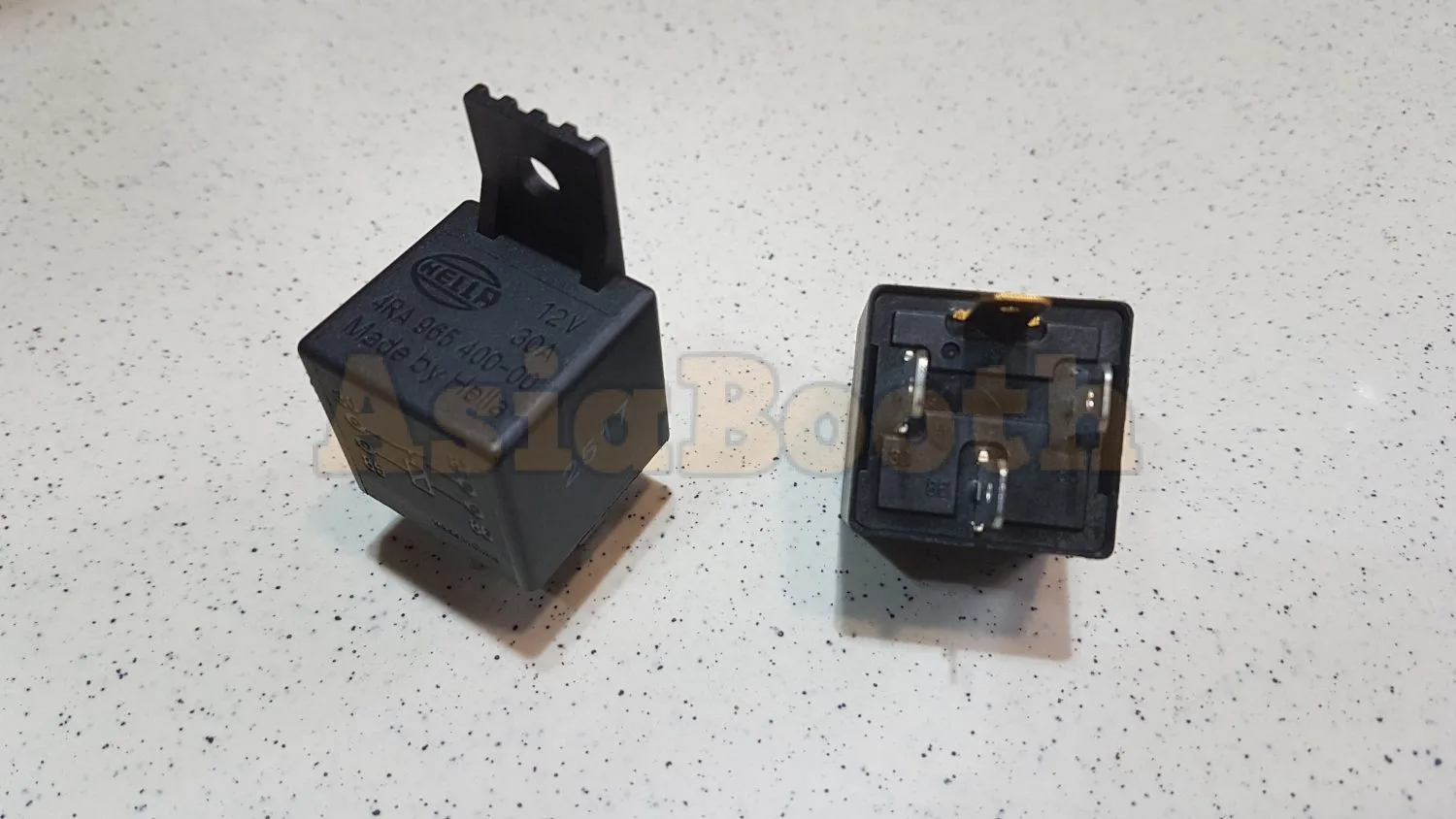 HELLA Relay 4 Pin 12v 30A