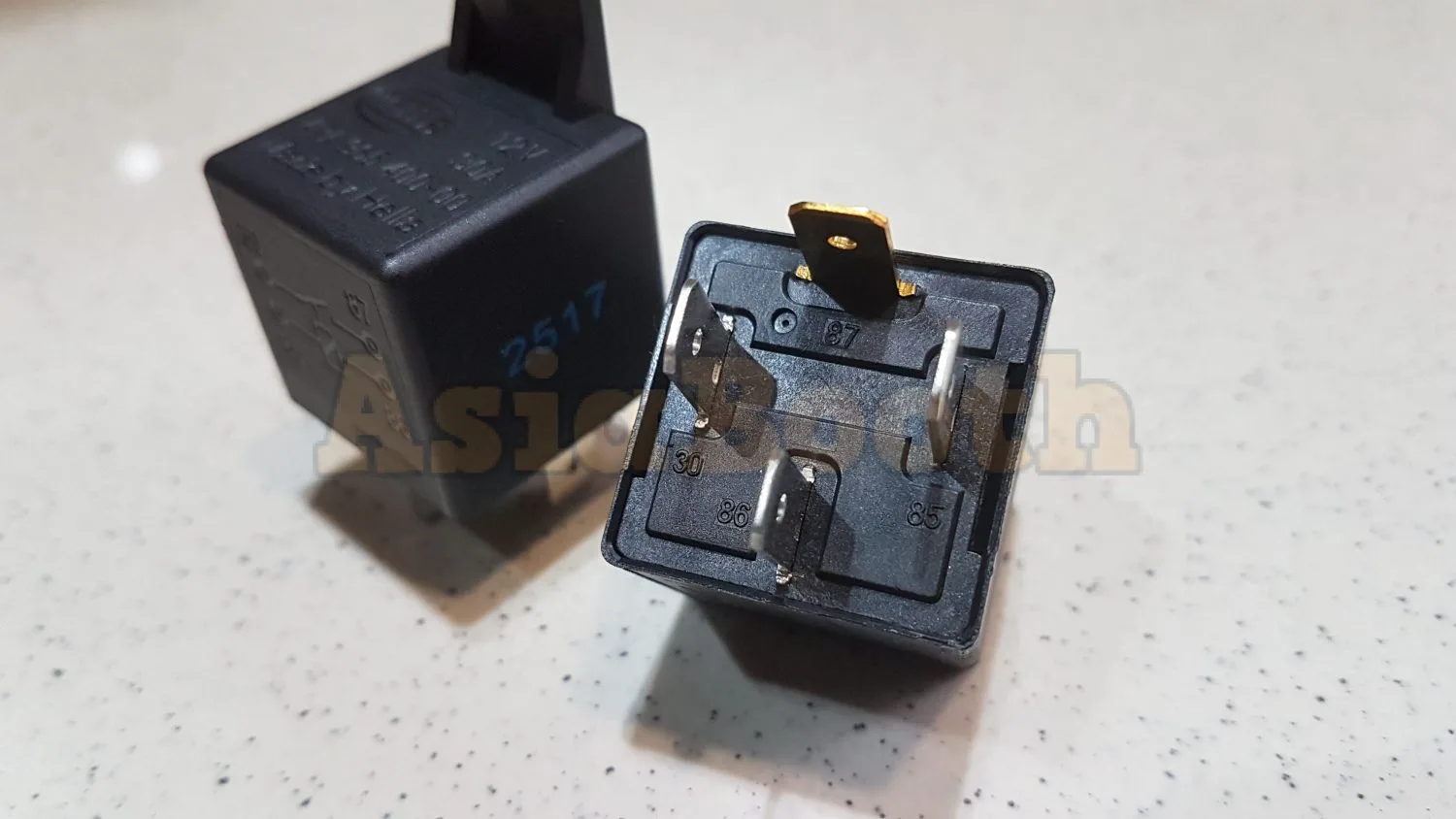 HELLA Relay 4 Pin 12v 30A