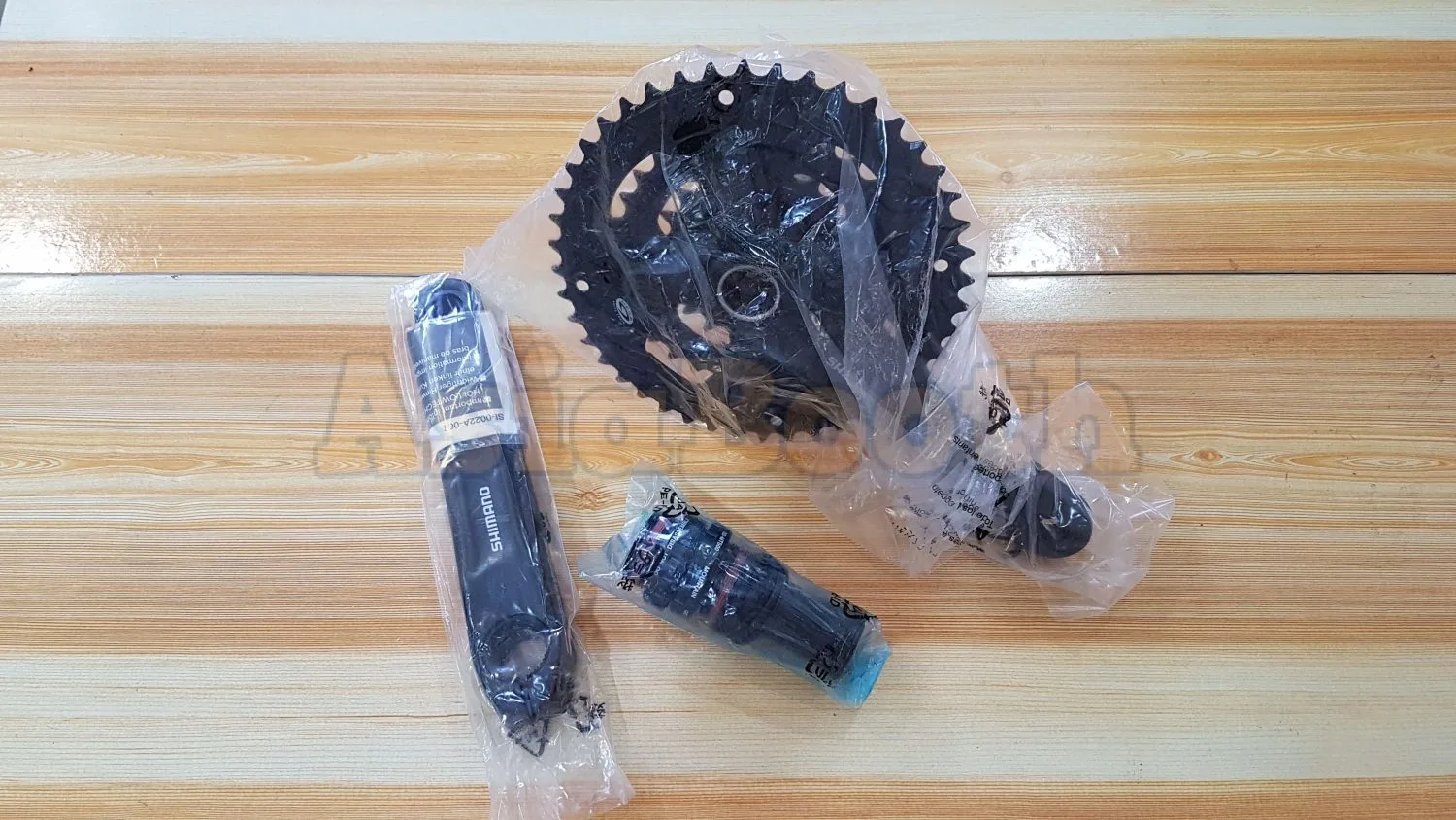 Shimano Crankset Altus FC-MT210 170mm 44/32/22 Teeth