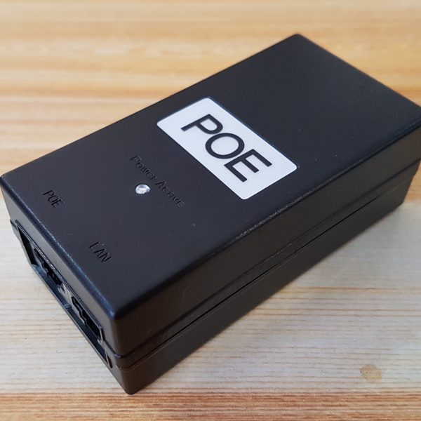 Custom Outdoor 4G/5G/6G Modem Router With IP65 Box Asia Booth