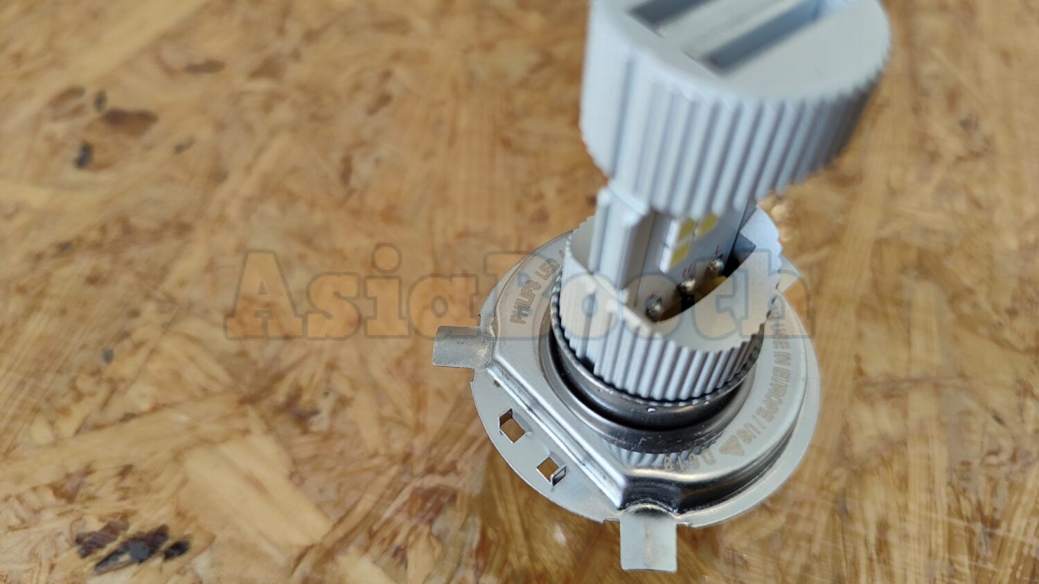 PHILIPS LED Ultinon LED-HL HS1 Performance For Motorcycle Scooter or ATV - 12v 6500K